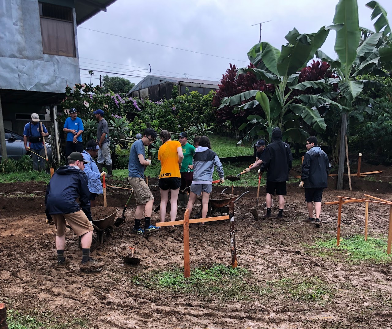 AHS Students Travel and Serve with Global Pathways